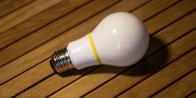 Illustration for article titled This Super-Efficient Lightbulb Uses Tesla Tech for an Incandescent Glow